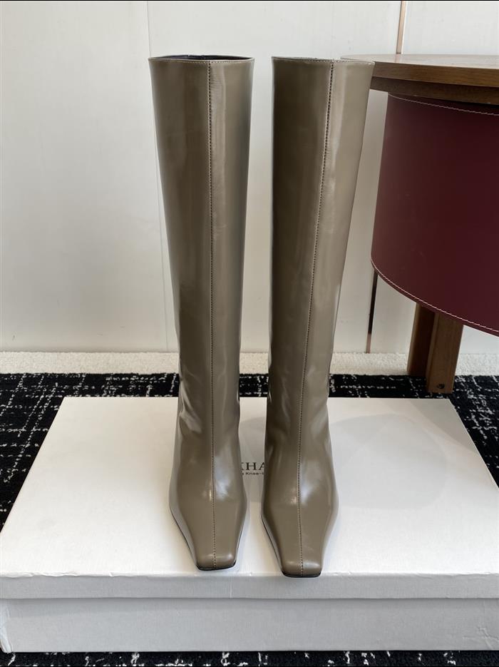 20251128174411703 480